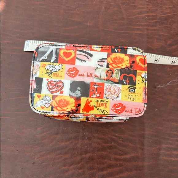 Retro Pop Art Travel Jewelry Box - Picture 4 of 6